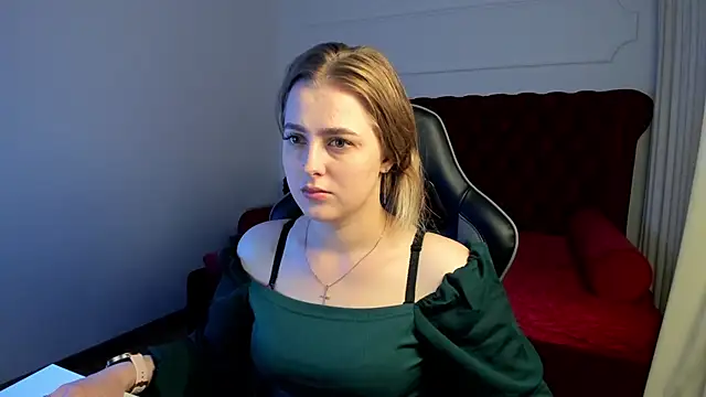 EllaBells online show from June 2026 05:03:02 AM