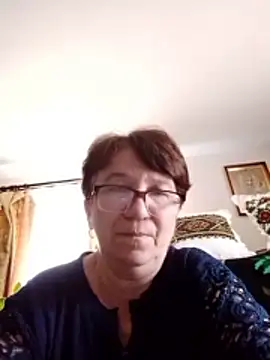 KetQueen101 online show from April 2026 11:49:02 AM