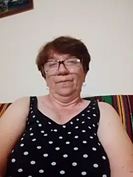 KetQueen101 online show from May 2026 07:54:02 PM