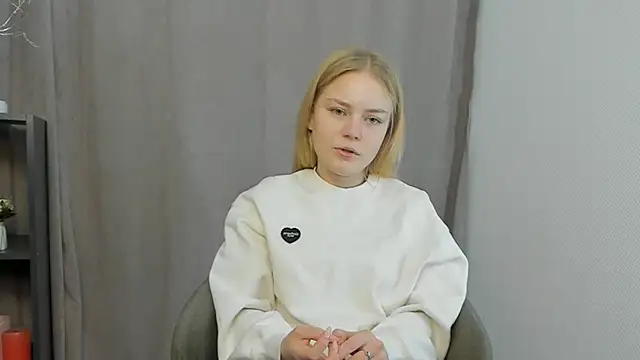 LavonaMadlem online show from April 2026 09:40:01 AM