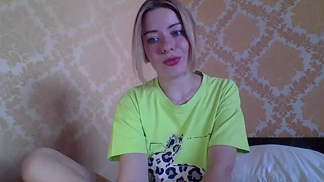 Softy Aura  online show from June 2026 01:23:02 PM
