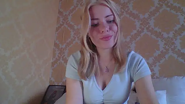 Softy Aura  online show from July 2026 02:13:01 PM