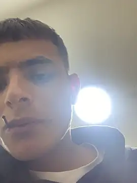 fresdyhot online show from June 2026 03:58:02 PM