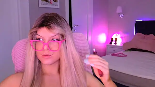 ChristieBlace online show from July 2026 05:07:02 PM