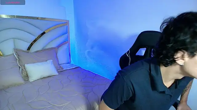 Milo Storm online show from April 2026 12:29:02 PM