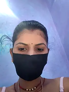 Snapshot of RUHI_1143 chatting on May 2026 04:51:01 AM RUHI 1143 online show from May 2026 04:51:01 AM
