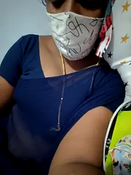 Tamil Hot HoneyBee online show from May 2026 05:54:01 PM
