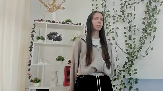 FlorineBuskey online show from April 2026 05:32:01 AM