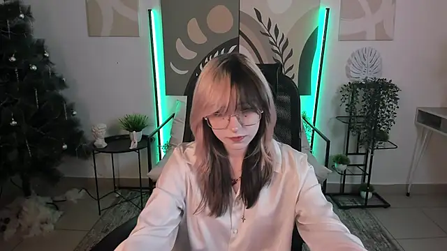 NyxCalderra online show from May 2026 04:39:01 AM