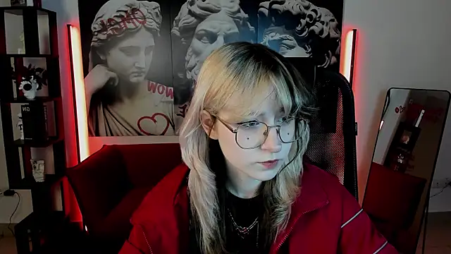 NyxCalderra online show from May 2026 05:03:02 AM