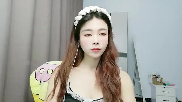 xiaoxiaohong030 online show from June 2026 03:33:01 PM