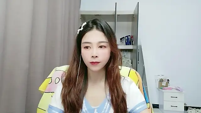 xiaoxiaohong030 online show from June 2026 02:38:01 PM