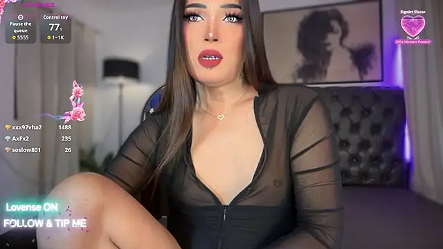 Snapshot of Empress_Candice chatting on June 2026 10:19:01 AM Empress Candice online show from June 2026 10:19:01 AM