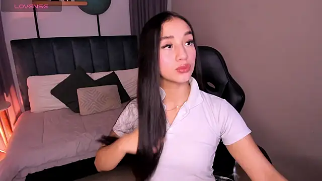 megann blaze online show from July 2026 04:02:01 PM