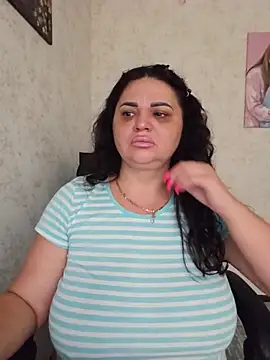-CUTE-EVVIL- online show from June 2026 07:17:01 AM