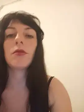 Snapshot of Valeriadolce chatting on May 2026 07:52:01 PM Valeriadolce online show from May 2026 07:52:01 PM