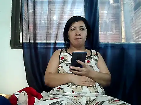 Chiquilove27 online show from July 2026 02:08:02 PM
