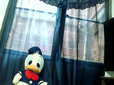 Chiquilove27 online show from July 2026 03:21:02 PM