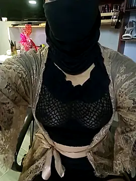 nadia  abaud online show from October 2025 11:05:02 PM