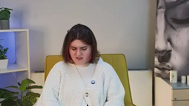 KathlineRivas online show from April 2026 12:33:02 PM