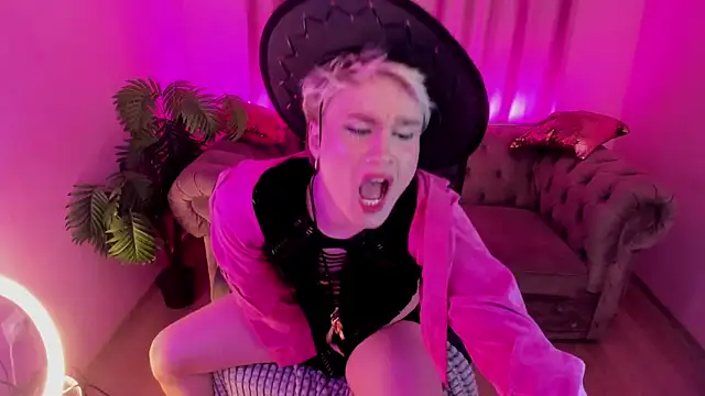 cumboydoll online show from April 2026 05:30:01 PM