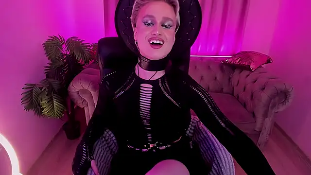cumboydoll online show from April 2026 01:39:02 PM
