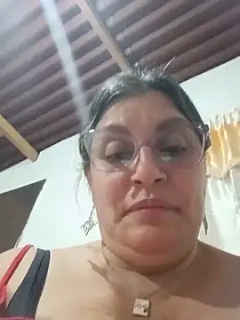 Carolina crus  online show from May 2026 02:39:01 AM