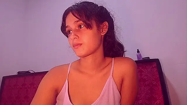 Snapshot of Baby_Elisee chatting on July 2026 03:44:01 AM Baby Elisee online show from July 2026 03:44:01 AM
