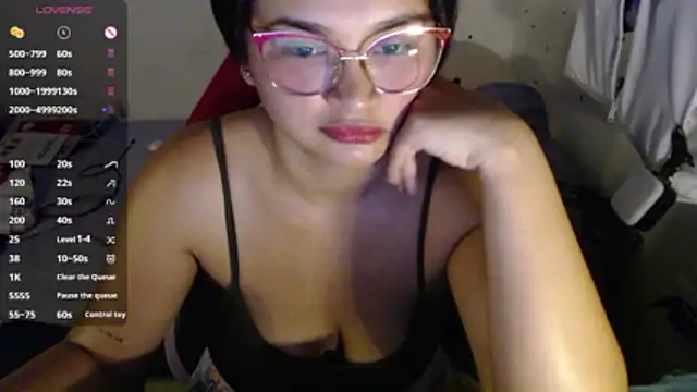 Snapshot of Lily____ chatting on June 2026 07:15:02 PM Lily online show from June 2026 07:15:02 PM