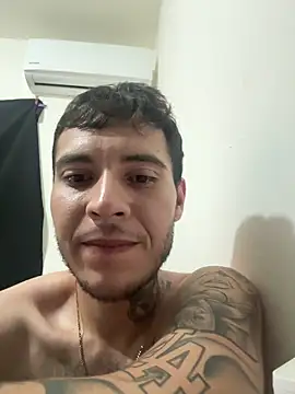 skrfazee online show from April 2026 06:11:02 AM