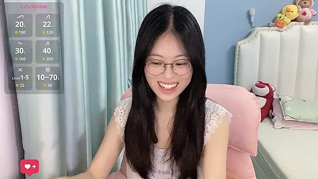 Luna-666 online show from June 2026 12:59:01 PM