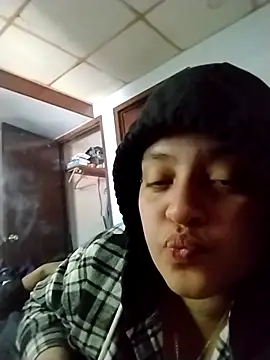 wetandtightcoochie online show from May 2026 05:42:04 PM