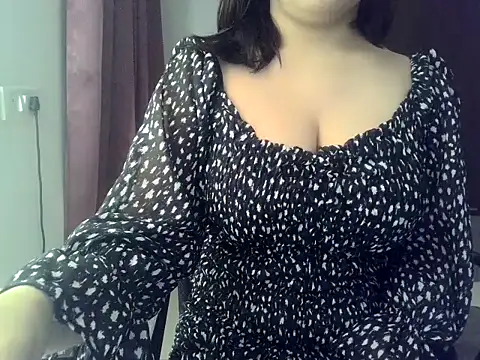 Snapshot of DreamyDesireX chatting on June 2026 06:20:02 PM DreamyDesireX online show from June 2026 06:20:02 PM