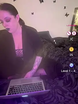 tacyeannxo online show from July 2026 12:20:02 AM