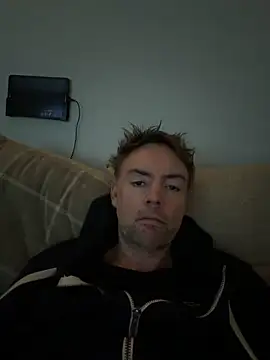 BronzeShowtime67 online show from May 2026 12:34:02 PM