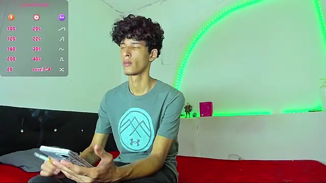 Snapshot of liammendoza98 chatting on May 2026 01:16:02 PM liammendoza98 online show from May 2026 01:16:02 PM