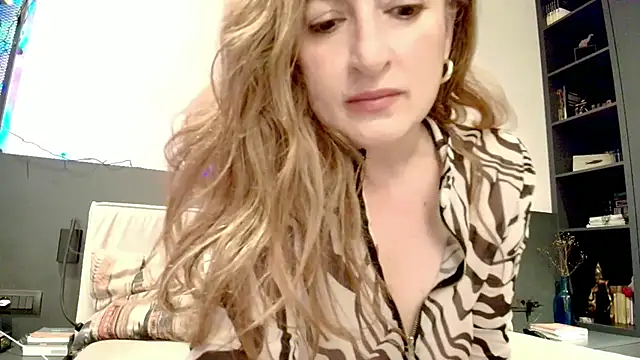 Peachy  online show from May 2026 08:09:01 AM