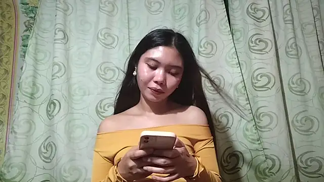 RegenaKhanponaphan online show from May 2026 02:18:01 AM