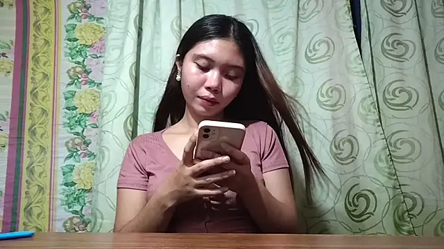 RegenaKhanponaphan online show from May 2026 01:12:01 AM