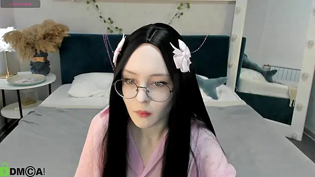 Lilac-Muse online show from June 2026 03:41:01 AM