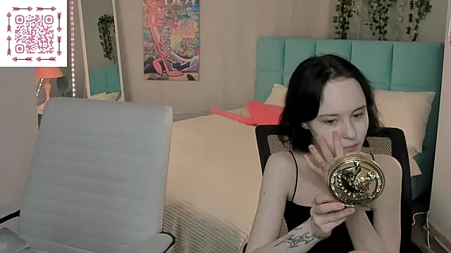 Elira Vane online show from May 2026 03:00:01 AM