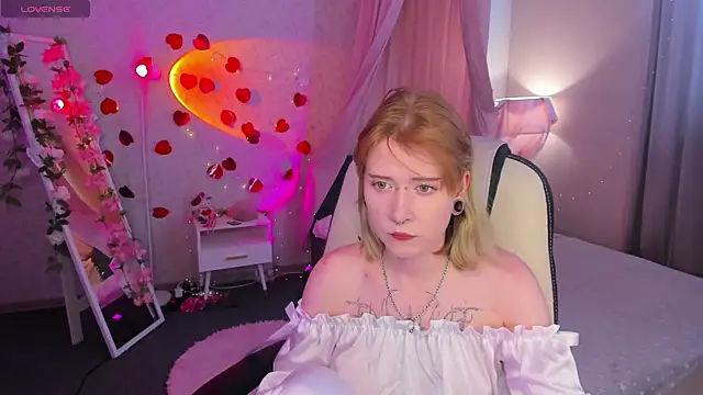 Elira Vane online show from July 2026 02:58:01 AM