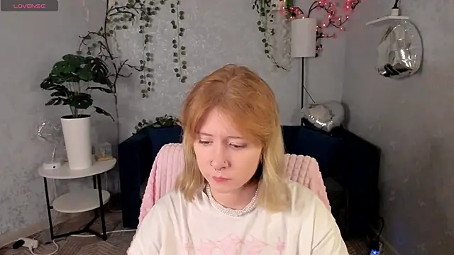 Elira Vane online show from July 2026 02:58:01 AM