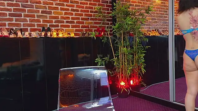 HannahIsabellee online show from June 2026 07:07:01 PM