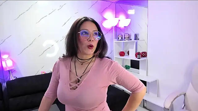 MaraMartinez  online show from July 2026 05:59:01 PM