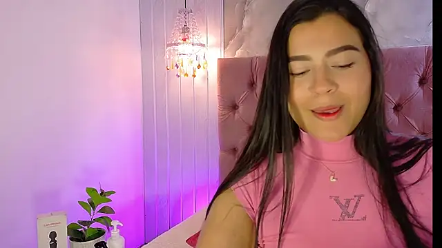 RenataPeach online show from June 2026 02:45:02 AM