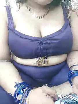 HD Queen 69 online show from June 2026 09:17:01 PM