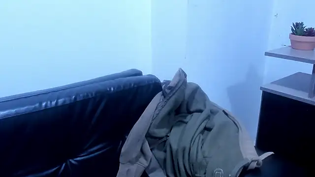 KiaraaBlack online show from May 2026 10:20:02 AM