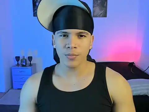 sant wahlberg online show from July 2026 11:01:02 PM