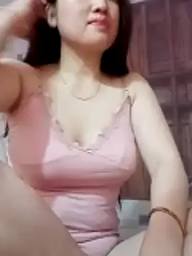 Kee2000 online show from May 2026 03:28:01 PM